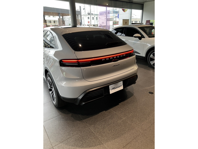 車両画像