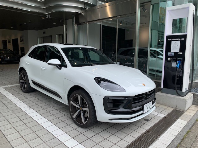 Macan S