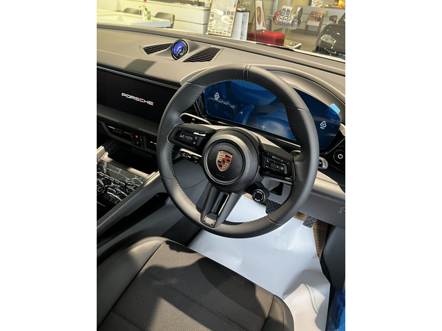 車両画像