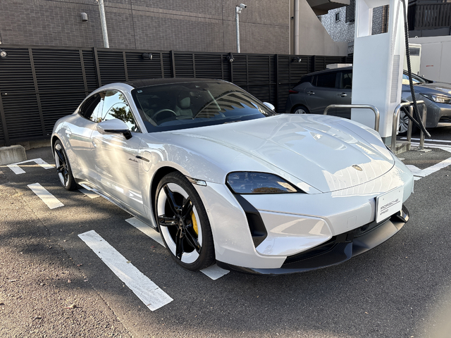 2025y Model TaycanTurboS