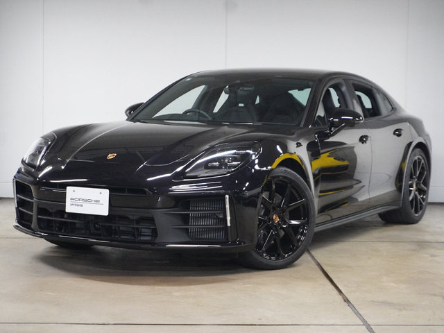 2025 ポルシェ Panamera