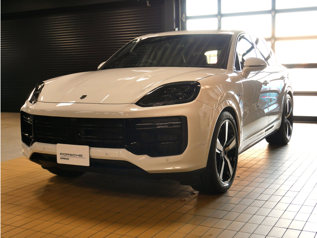 2025年式　Cayenne Turbo E-Hybrid　RHD/TIP