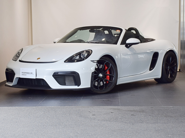 2025年式　718スパイダー　RHD　MT