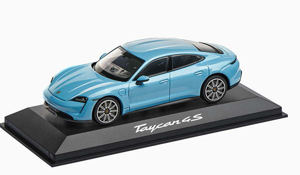Taycan Turbo S, Frozen Blue Metallic　1/43