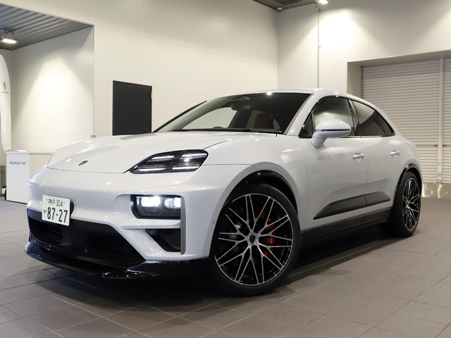 2026　Macan Turbo Electric　RHD