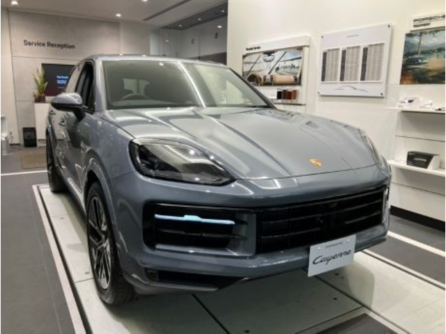 2026年式　カイエンEHV　