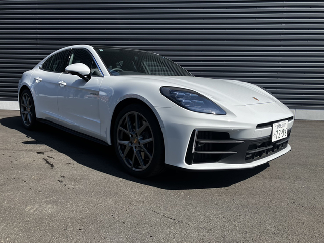Panamera 4