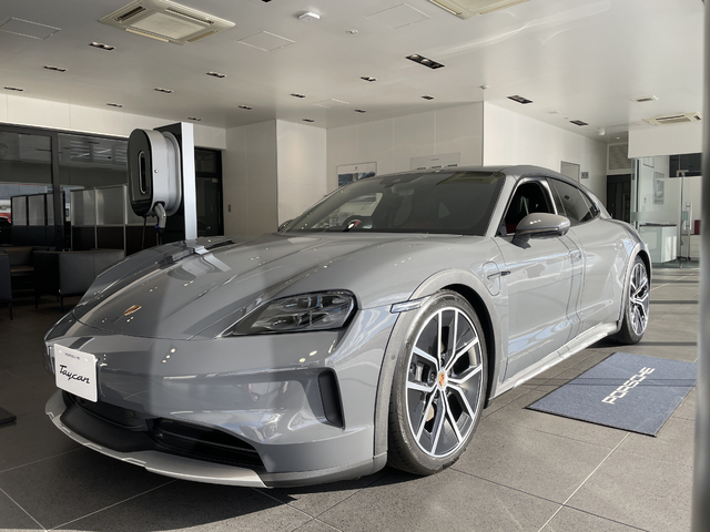 Taycan 4 Cross Turismo