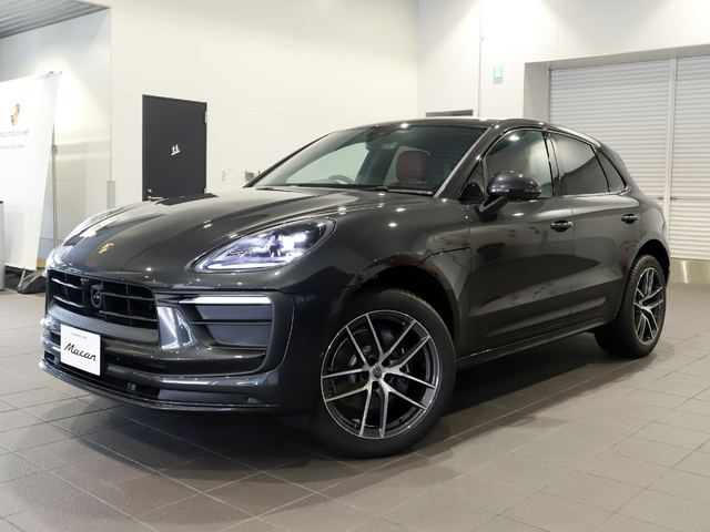 2025　Macan　PDK　RHD