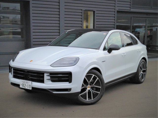 The　new　Cayenne　Coupe