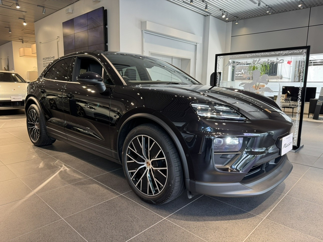 Macan 4 Electric
