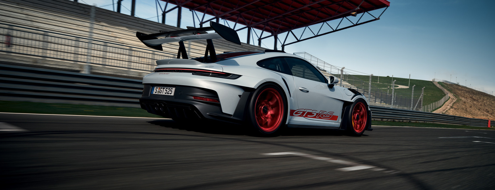 ポルシェ認定中古車フェア