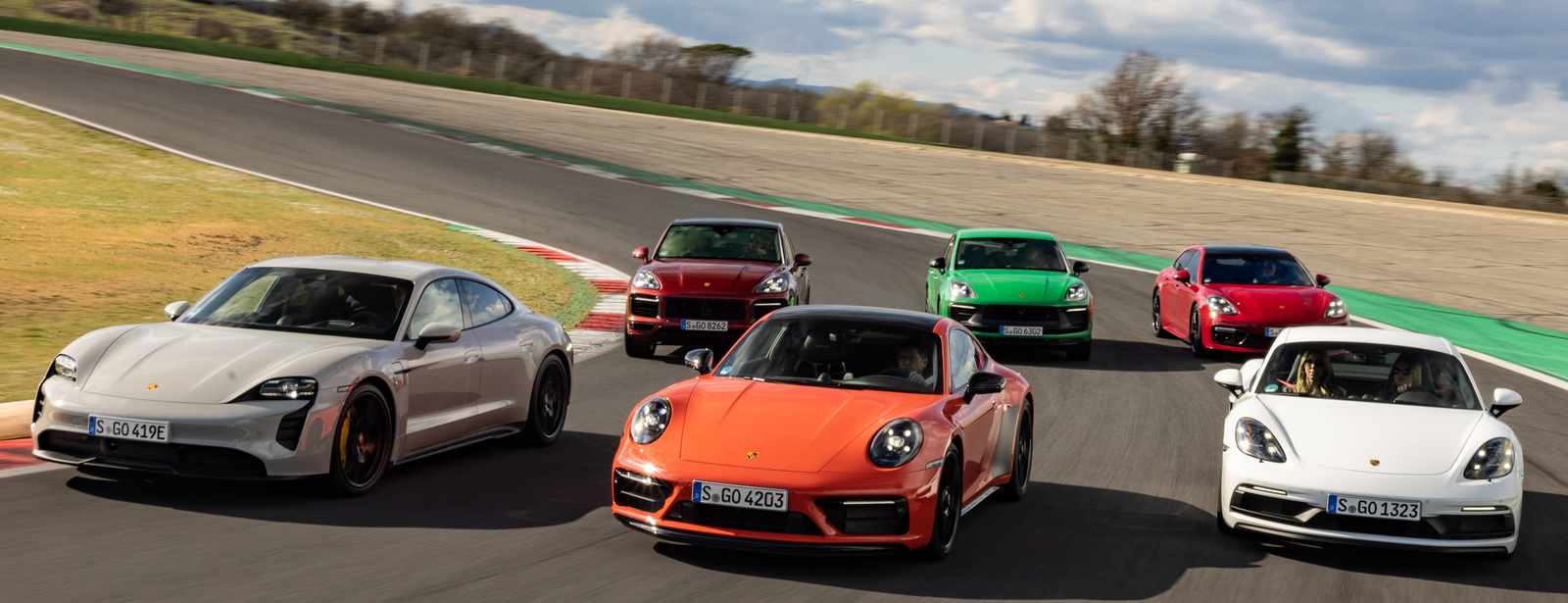 ポルシェ認定中古車フェア