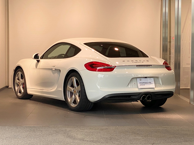 注目の認定中古車 ポルシェセンター北大阪 認定中古車センター Dr Ing H C F ポルシェ Ag