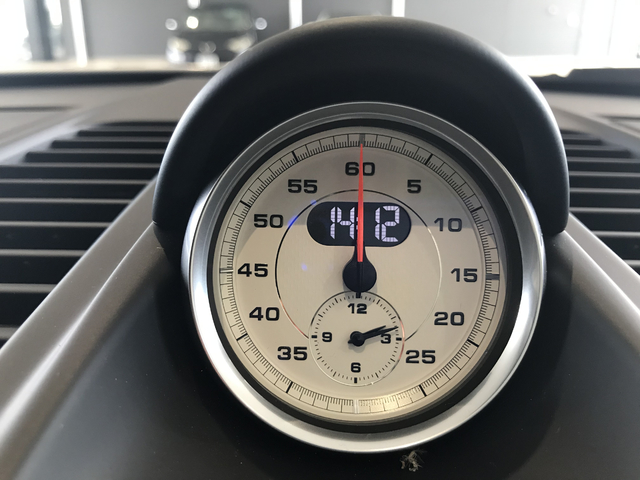 注目の認定中古車 ポルシェセンターつくば Dr Ing H C F ポルシェ Ag