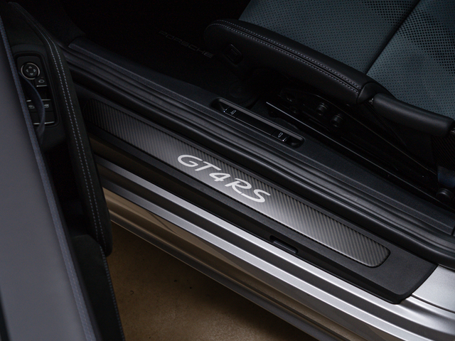 【来店可能な方】Hennessy 250年 スタンド ゼログランド ハイカー ウォーターレジスタント II mens. 0.0