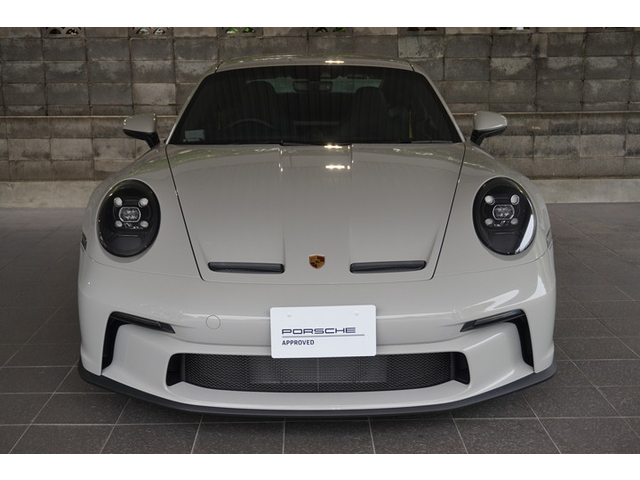 注目の認定中古車 ポルシェセンター京都 Dr Ing H C F ポルシェ Ag