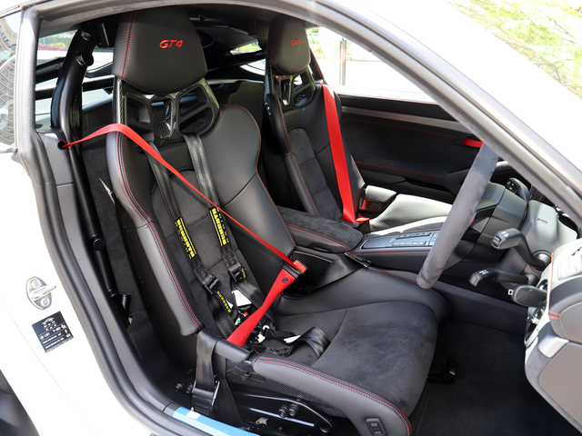 注目の認定中古車 ポルシェセンター神戸 Dr Ing H C F ポルシェ Ag