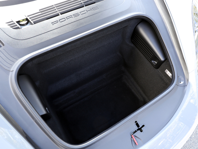 注目の認定中古車 ｜ ポルシェセンター神戸 ｜ Dr. Ing. h.c. F