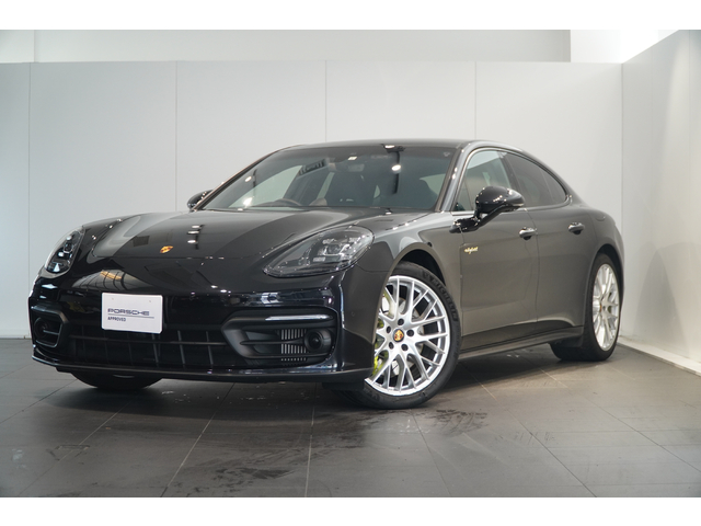 2023年式　パナメーラ4E-hybrid　PDK　右ハンドル