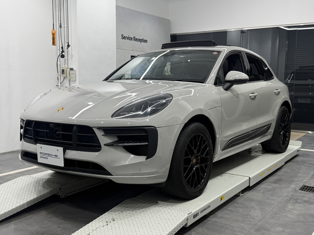 MY2020　マカンGTS　RHD　【R25-1210】