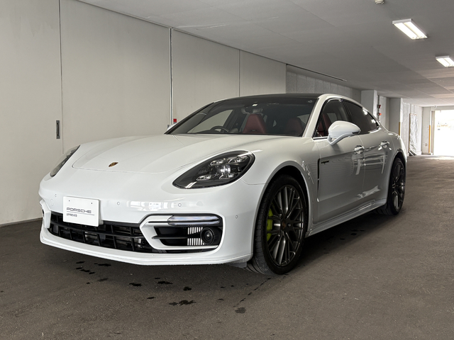 2023y Model Panamera4E-HybridPE