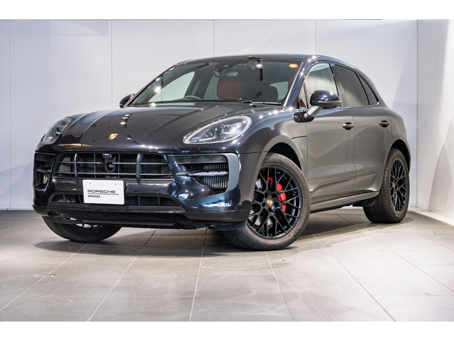 2021年式 マカンGTS PDK 右ハンドル