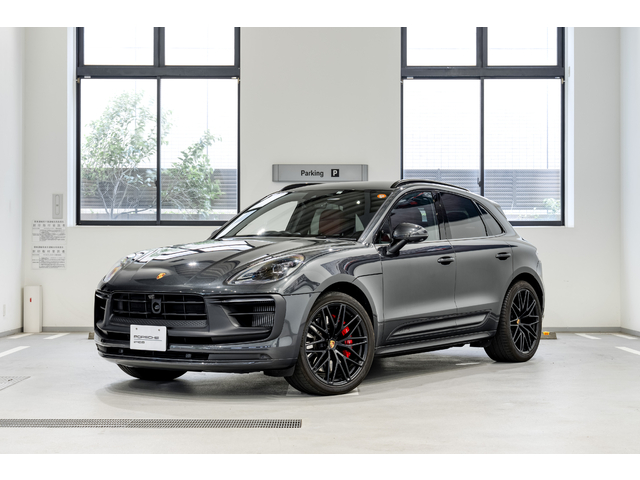 マカンGTS　アダプティブエアサス　パワステプラス　レーンキープ