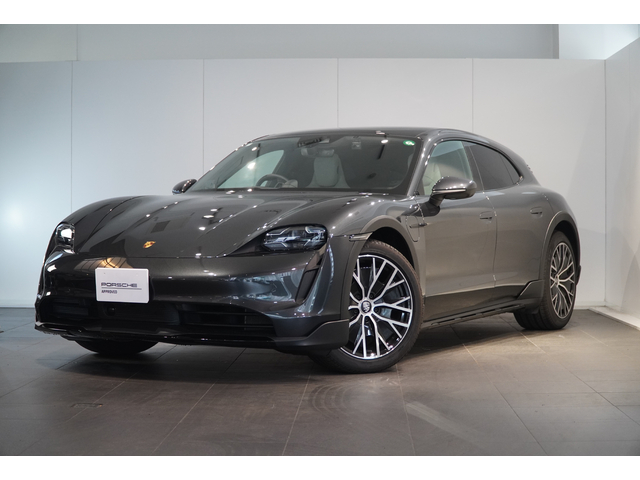 2024年式　タイカン4SCT　右ハンドル