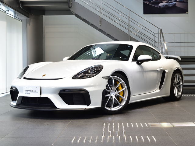 2022年式　718ケイマンGT4　LHD　PDK