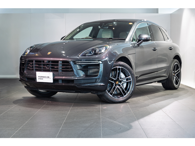 2020年式　マカンターボ　PDK　右ハンドル