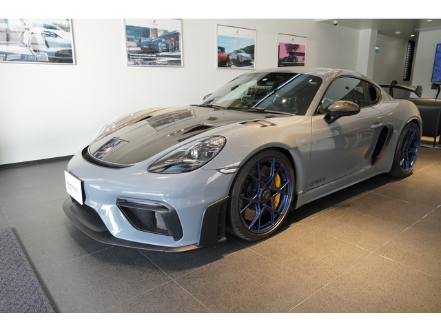 2022年　718ケイマンGT4RS　本社展示