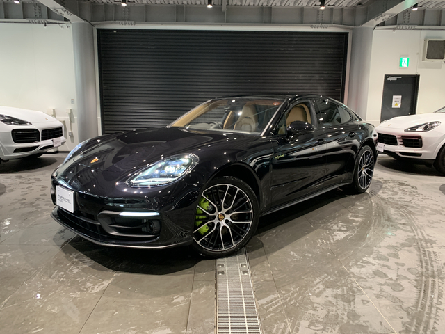 Panamera 4 E-Hybrid Platinum Edition