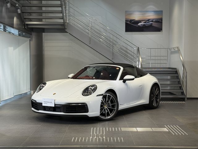 2021年式　911タルガ4　RHD　PDK