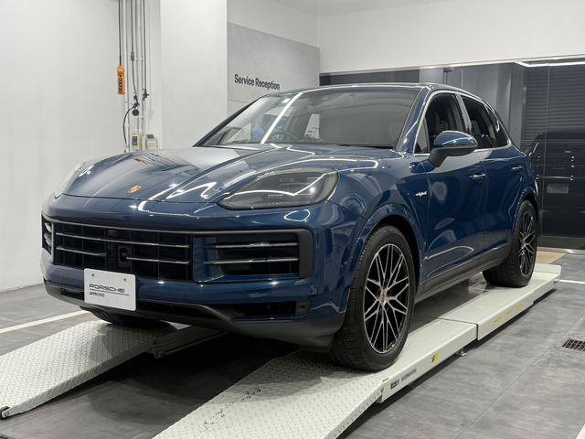 MY2024　カイエンE-ハイブリッド　RHD【R25-1208】