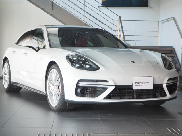 注目の認定中古車 ポルシェセンター中大阪 認定中古車センター Dr Ing H C F ポルシェ Ag