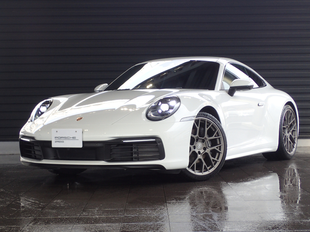 911 Carrera 4