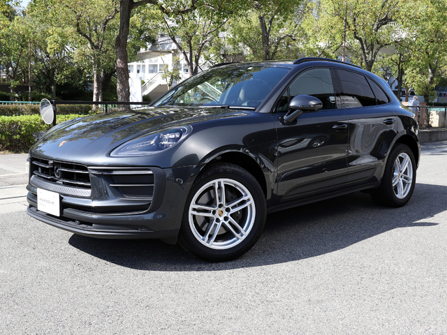 2022　Macan　PDK　RHD