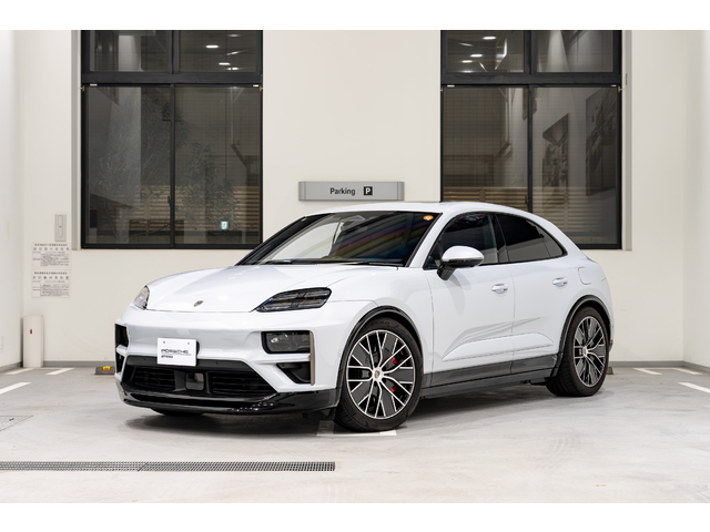 マカンターボ　スポーツクロノ　パノラマルーフ　シートベンチレーション