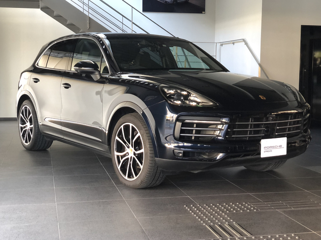 注目の認定中古車 ポルシェセンター中大阪 認定中古車センター Dr Ing H C F ポルシェ Ag