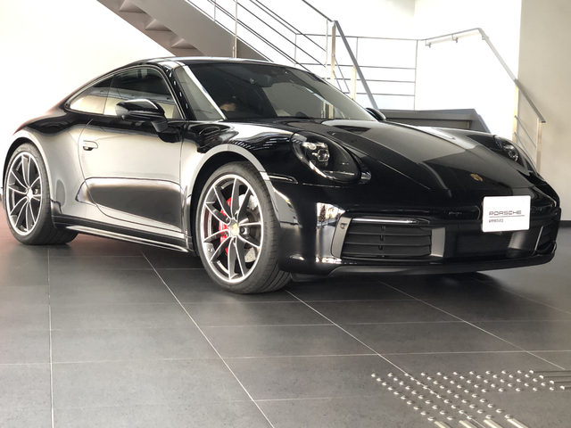 注目の認定中古車 ポルシェセンター北大阪 認定中古車センター Dr Ing H C F ポルシェ Ag