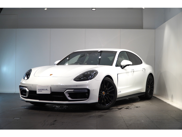 2022年式 　パナメーラGTS　PDK　右ハンドル