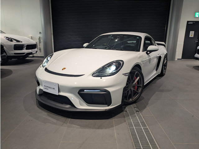 718 Cayman GT4