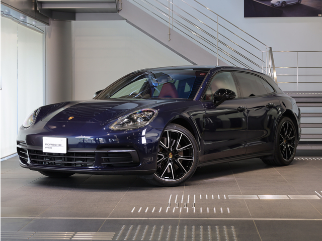 2018年式　パナメーラ4 Sport Turismo　PDK　RHD