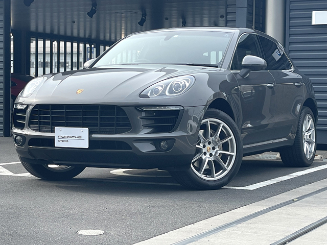 Macan S