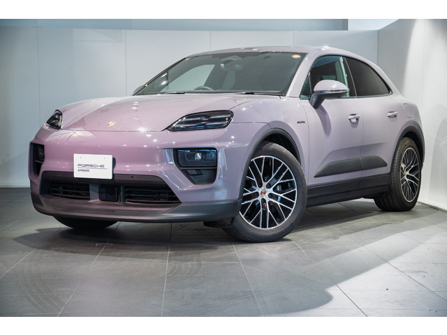 2025年式　マカンエレクトリック　右ハンドル