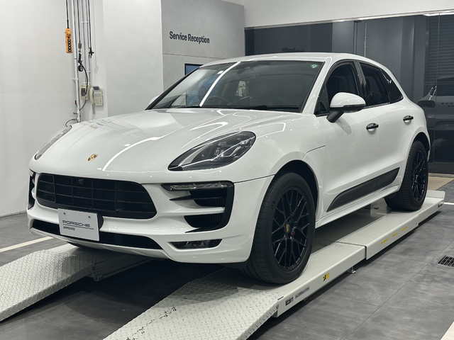 MY2018　マカンGTS　RHD【R25-1016】