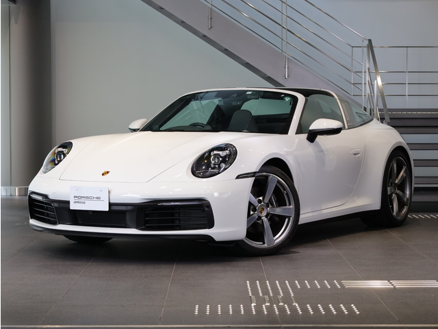 2023年式　911タルガ４　PDK　RHD