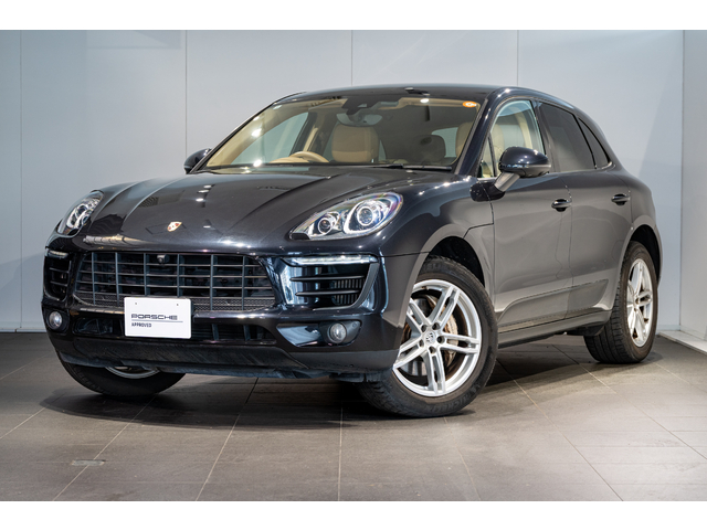 2017年式　マカンS　PDK　右ハンドル