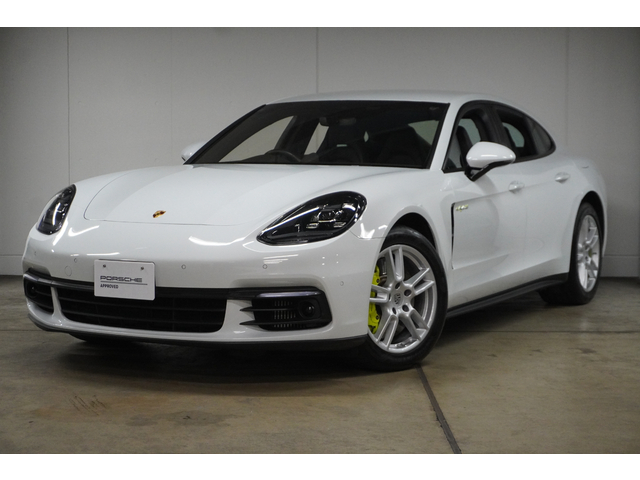 2018 ポルシェ Panamera 4 E-Hybrid